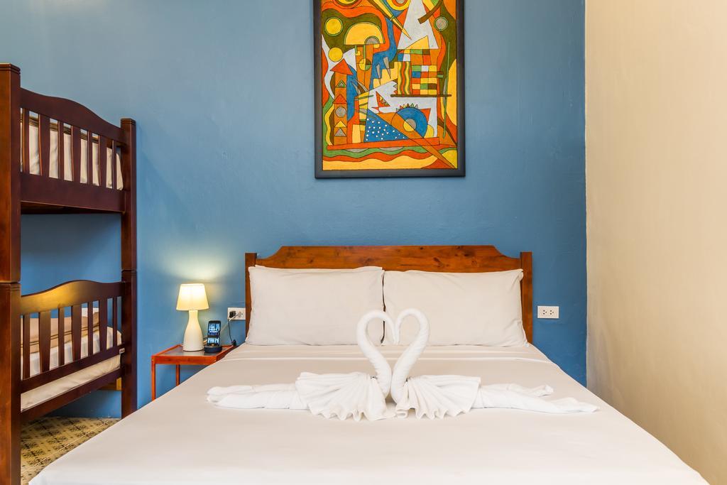 Eriksson Guesthouse Patong Zewnętrze zdjęcie