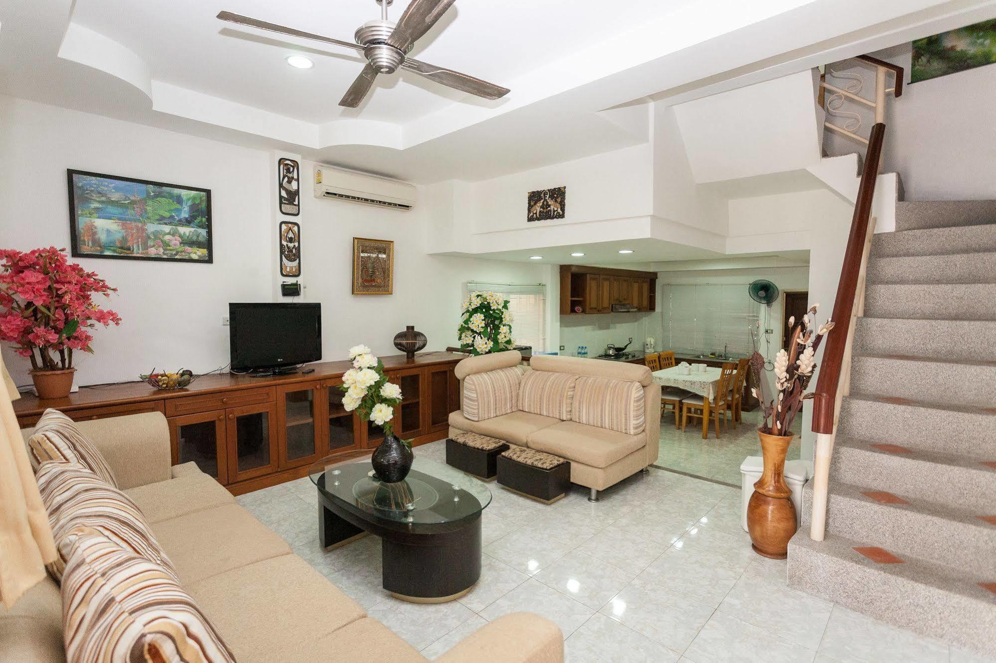 Eriksson Guesthouse Patong Zewnętrze zdjęcie