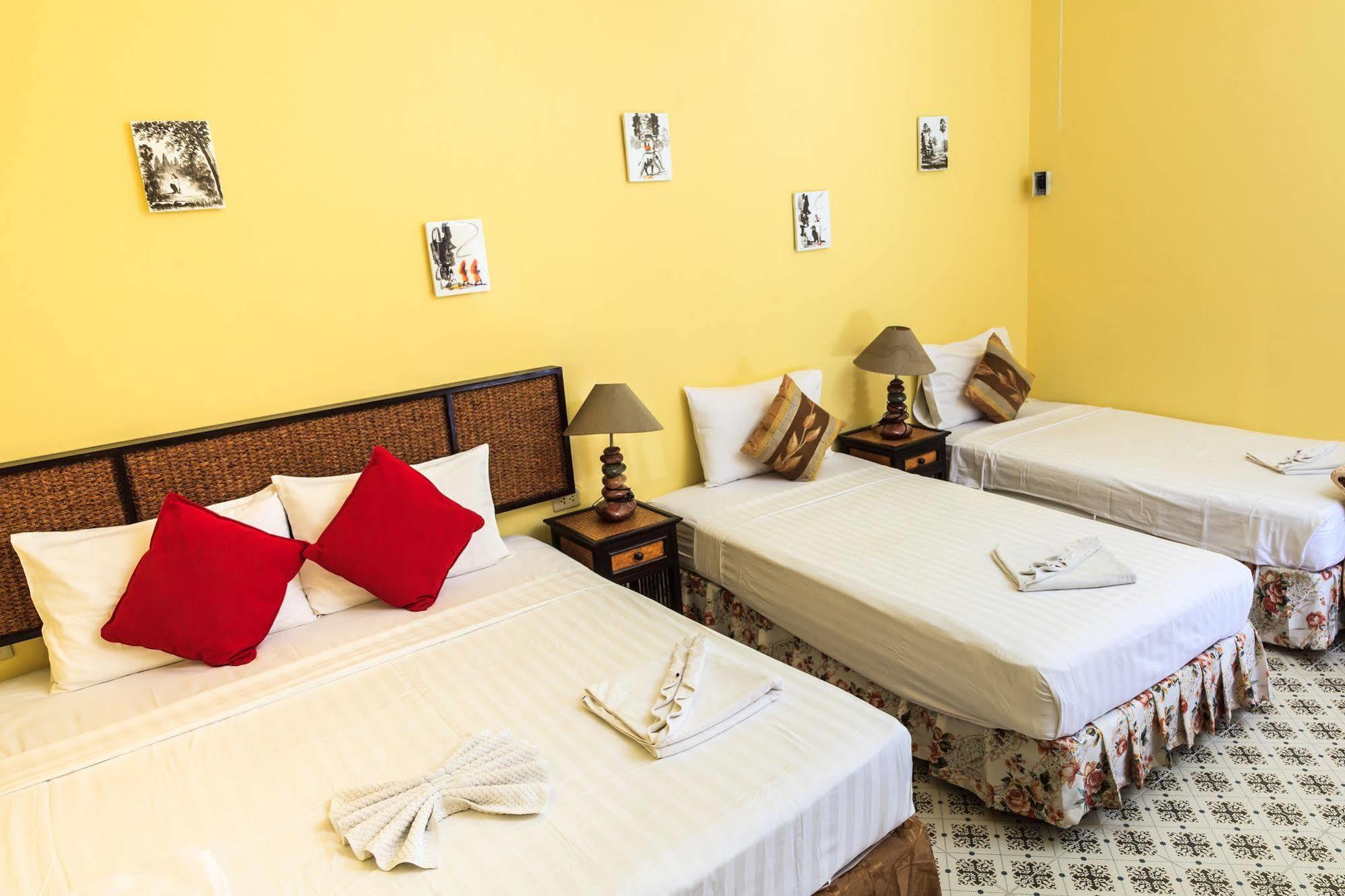 Eriksson Guesthouse Patong Zewnętrze zdjęcie